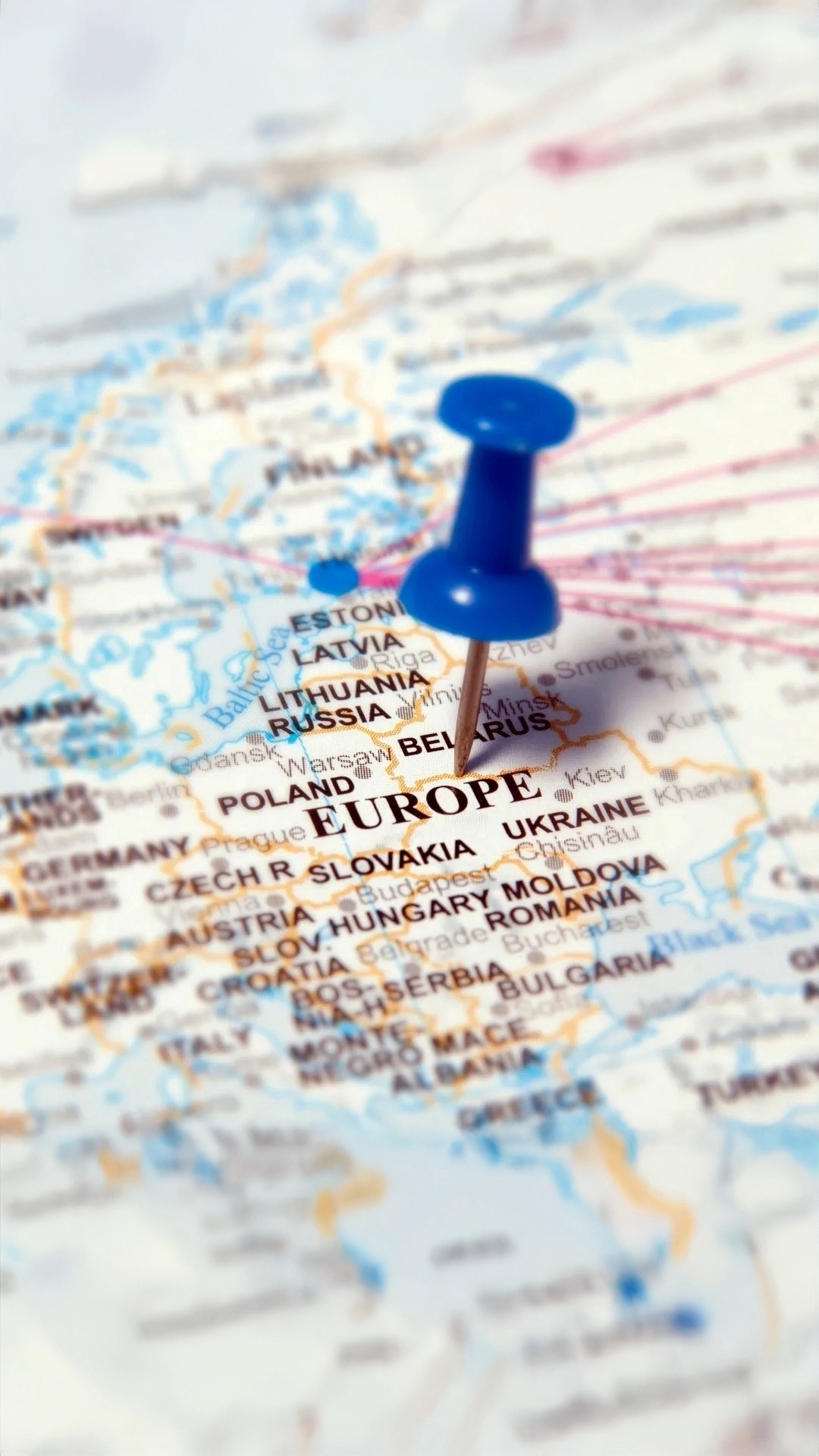 Regolamentare ciò che non si crea: l'Europa rischia l'irrilevanza tecnologica?